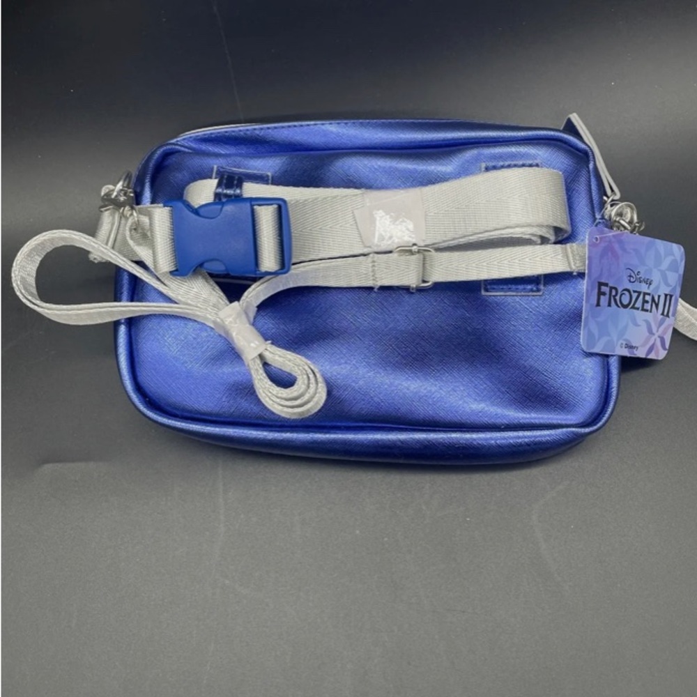 Disney Frozen 2 Belt Bag Wristlet, New With Tag - Picture 2 of 6